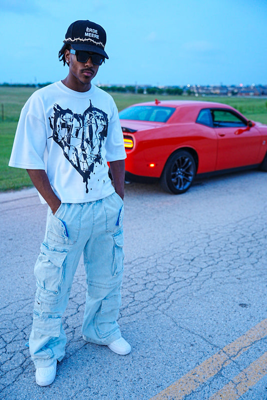 Érde Meere “No Fake Love” Tapered Tee